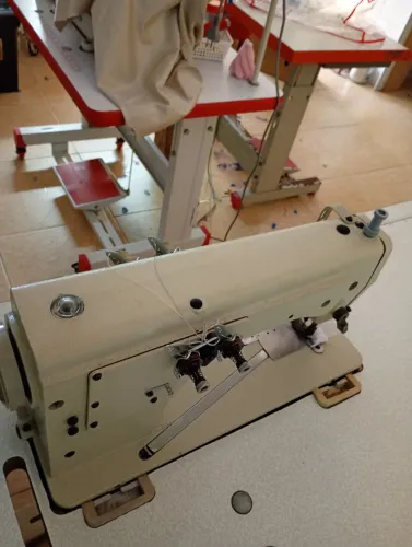 Máquina de costura industrial westman 2 agulhas