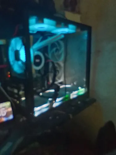 Pc gamer iluminado