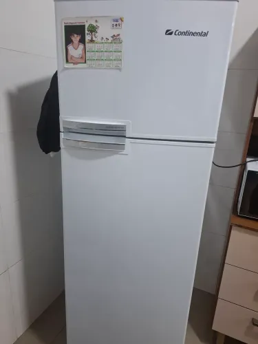 Geladeira continental RCCT360