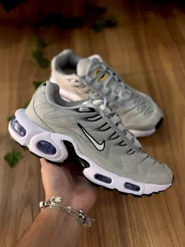 Tênis Estilo Nike TN1 Cinza | 38 ao 43 | Casual Esportivo