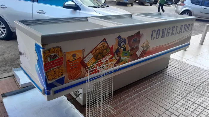 Vendo freezer expositor vertical gelopar