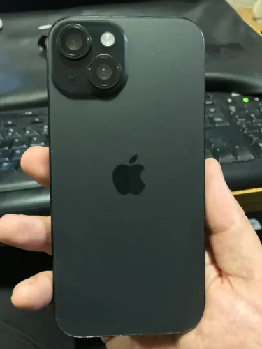 Vendo iPhone 15 128GB