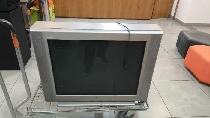 TV Sony Trinitron 34 polegadas