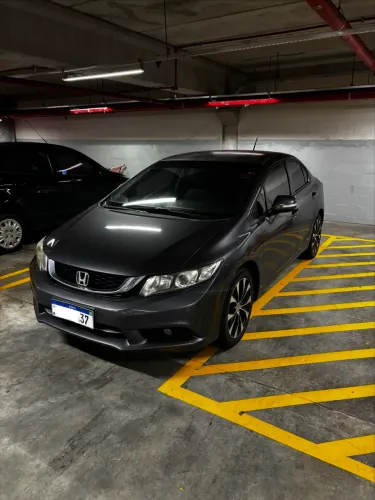 Honda Civic Sedan LXR 2.0 Flexone 16V Aut. 4P 2016