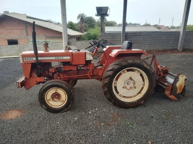 Trator Agrale 4200