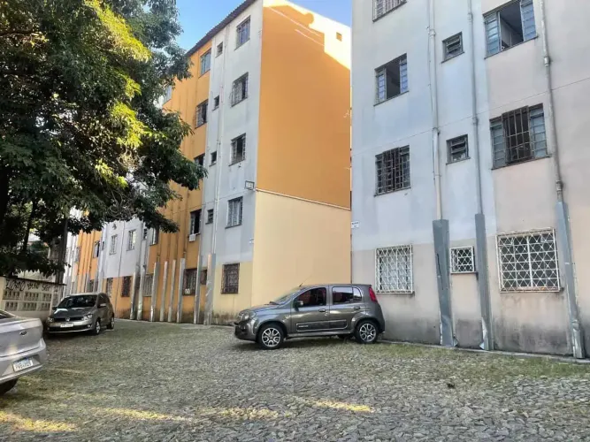 Apartamento com 2 quartos, 1 vaga e 52m² à venda no Condomínio Residencial Solar do Barrei