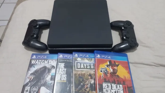 Playstation 4 slim 1tb