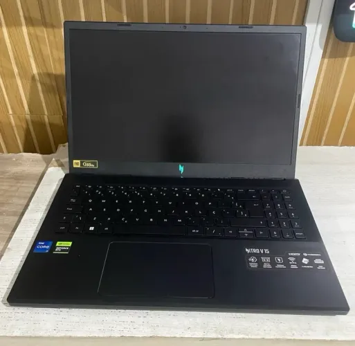 Notebook Acer Nitro V15 RTX 4060 i7-13620H 32GB 512GB 165Hz - Na garantia de fábrica