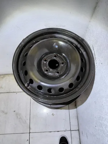 Vendo Rodas para Duster e Oroch com sensor de vazamento