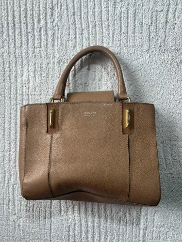 Bolsa da arezzo tote média