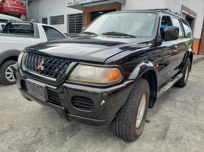 Sucata Pajero 2001 v6 4x4 em peças