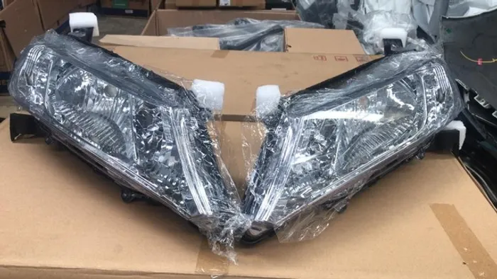 Par de farol Honda city 2015 até 2018