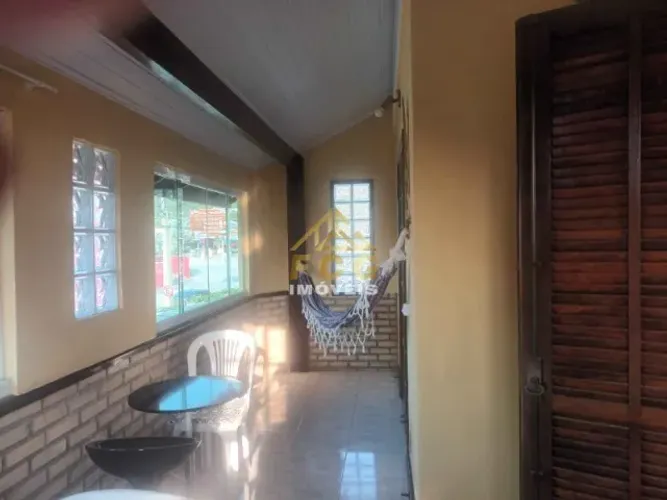 Vendo dois Excelentes sobrados anexo com 2 vagas e churrasqueira Só 680mil em Itaipu