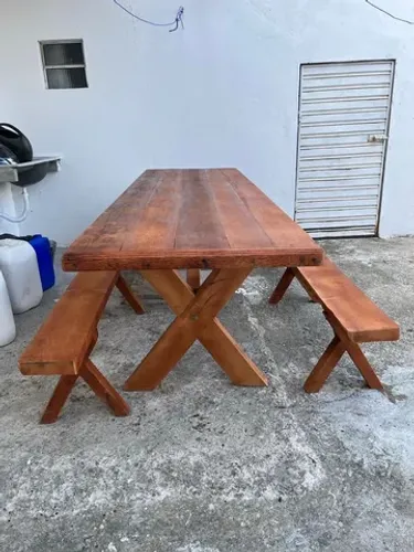 MESA EM MADEIRA PARA O CARNAVAL
