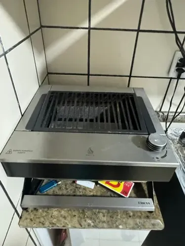 Churrasqueira a gás portátil Dxx 200 ON Top - Preta