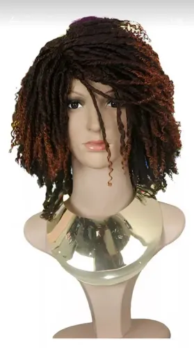 Wig cacheada Cobre e Preto. Fibra Premium.