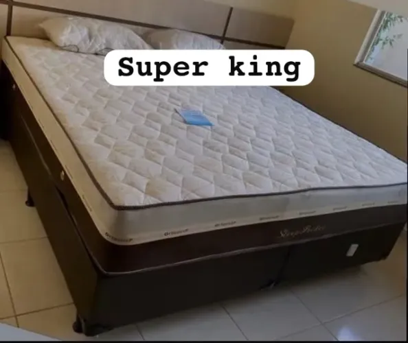 Cama box super king 