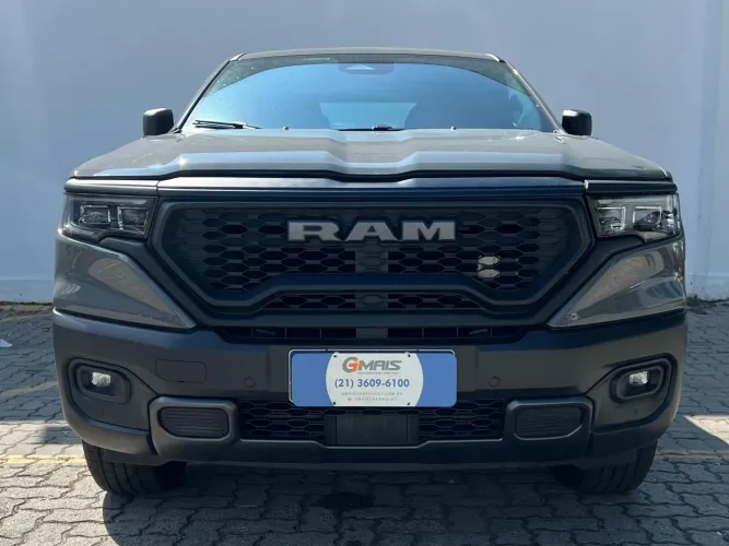 RAMPAGE REBEL AT 2025 KM 13 MIL ÚNICO DONO