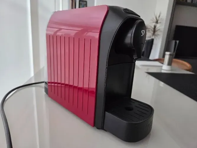 Cafeteira Espresso Passione Vermelha TRES 3 Corações