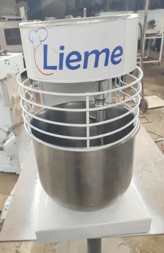 Batedeira Industrial Lieme 12 litros 