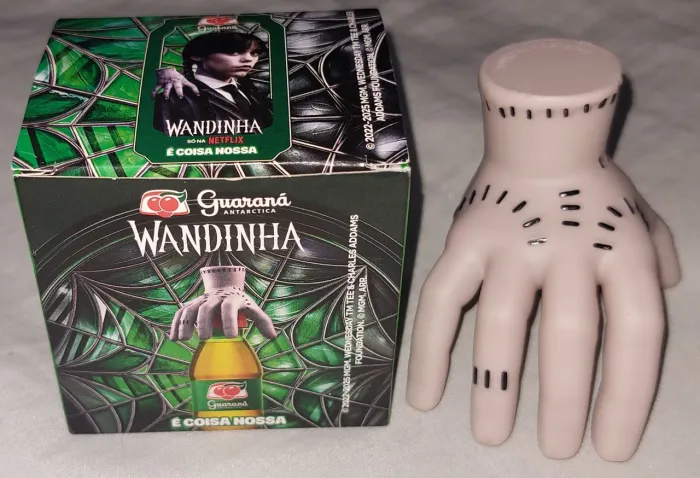 Mãozinha Wandinha 