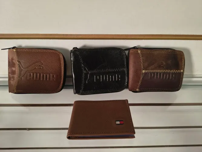 Carteiras R$20 unidade 