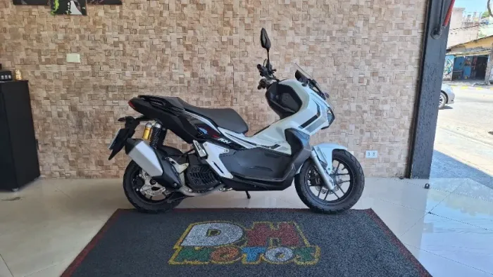 Honda ADV 150 2021 Branca