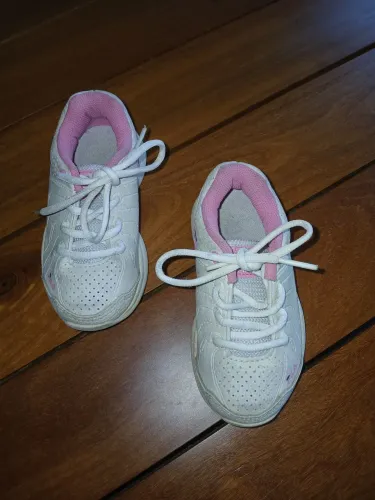 Tênis Infantil Fila Rosa e Branco tam 23