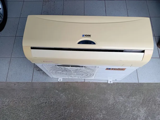 Ar condicionado split 12.000btus QF