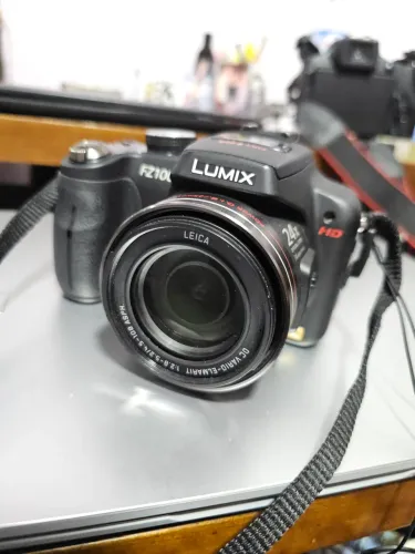 Camara Panasonic lumix FZ 100