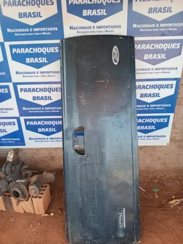 Tampa traseira f250 - usado, preço bom