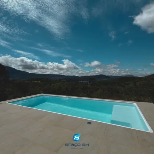 Piscina em fibra 8.50 x 3.90 x 1.40 Spaço BH Piscinas e Spas