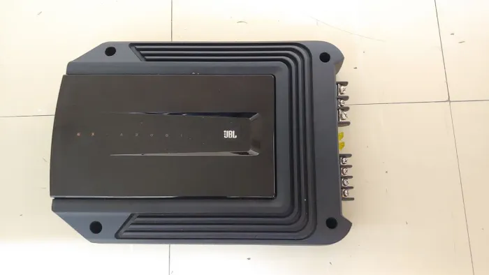 Módulo de potência para subwoofer