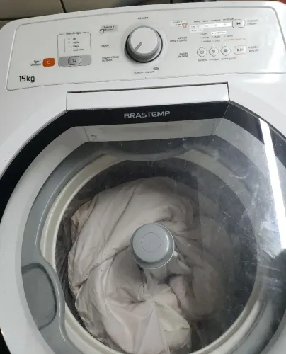Máquina de lavar com defeito
