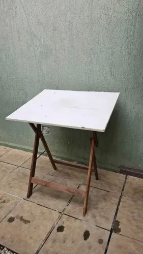 Mesa para desenho reclinável