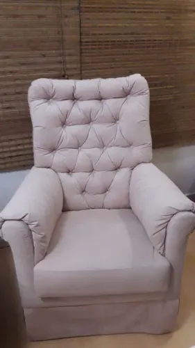 Poltrona Capitone rosa 