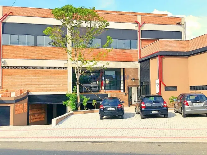 Prédio à venda no Vila Nova em Valinhos