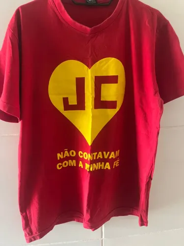 Desapega simbólico- Camisas e bermudas