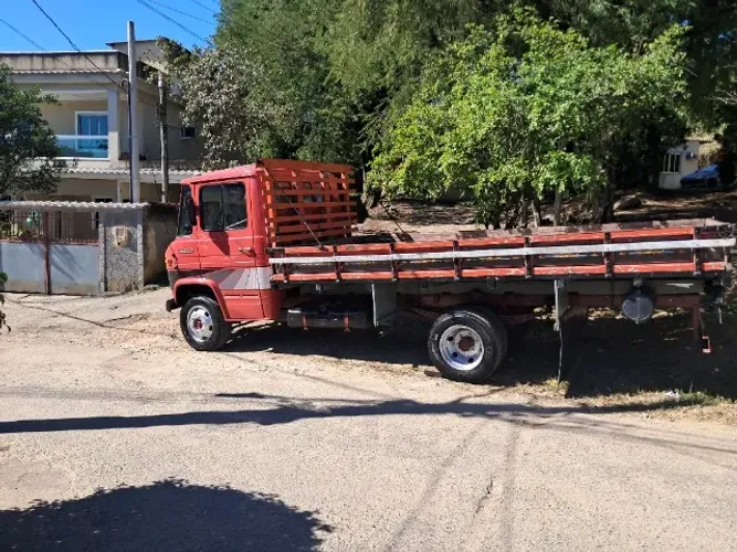 Faco fretes de caminhão no rj 