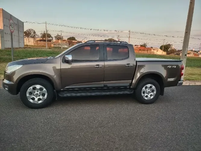 Chevrolet S10 Pick-up LTZ 2.8 TDI 4X4 CD Dies.aut 2013