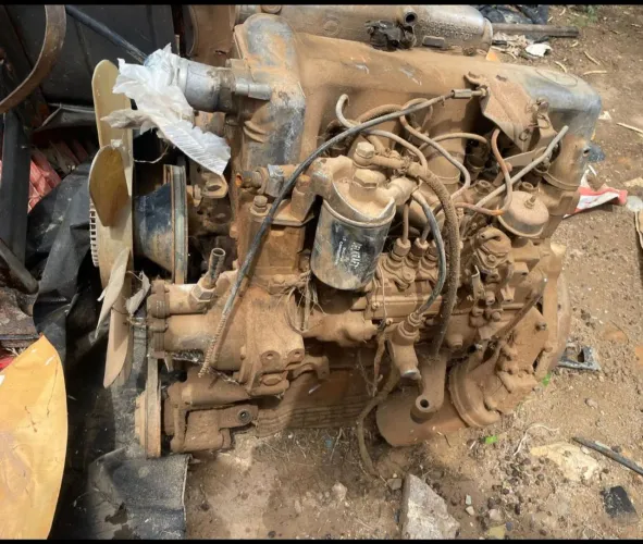 Motor diesel Mercedes 2.4 MB180 ideal adaptações 