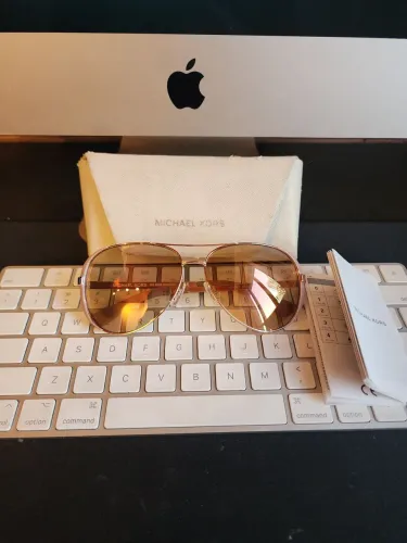 Óculos Michael Kors