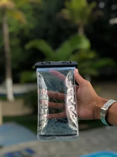 Capa impermeável para celular 