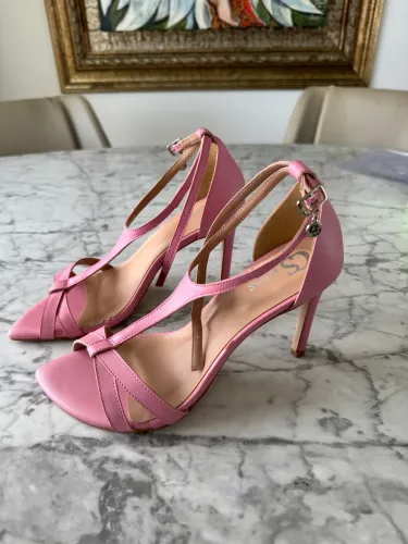 Sandália Carmen Steffens 36