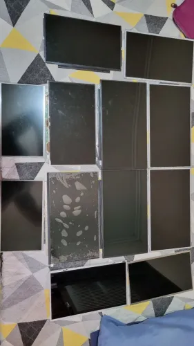 Lote com 12 telas de notebook com defeito