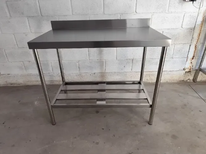 Bancada de Aço Inox - Cantos Integrados e Seguros
