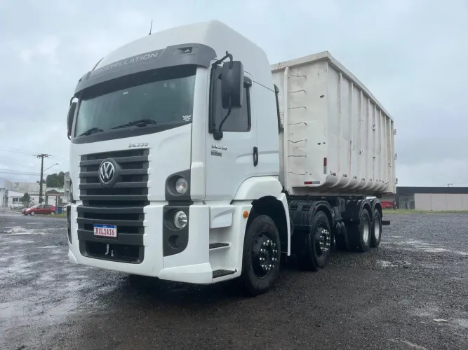 Volks Constelation 24-330/2022 8x2 C/Rollon 25 Tons!!