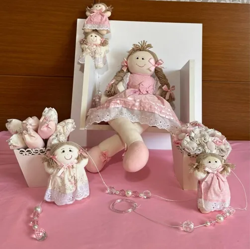 Decoração de quarto de bebê Kit decoração para quarto de bebê tema boneca de pano