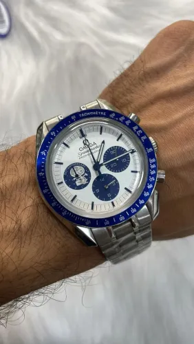 Omega Speedmaster Snoopy 50th Anniversary