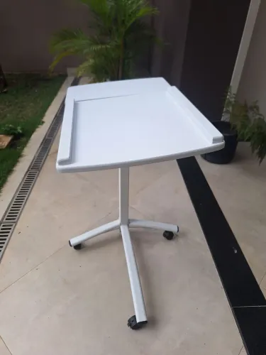 Mesa para notebook de luxo.  ajustável e reclinável. Vedor NB407W Branco Vextable W